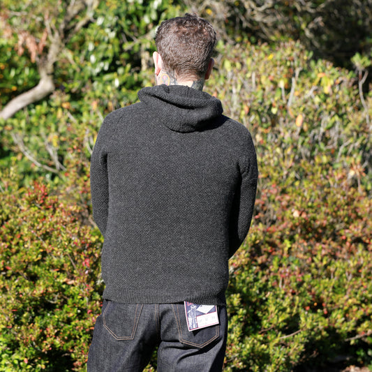 Santi Hoodie - Undyed Black