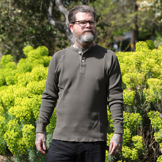 Knopfleiste Henley - Military Green