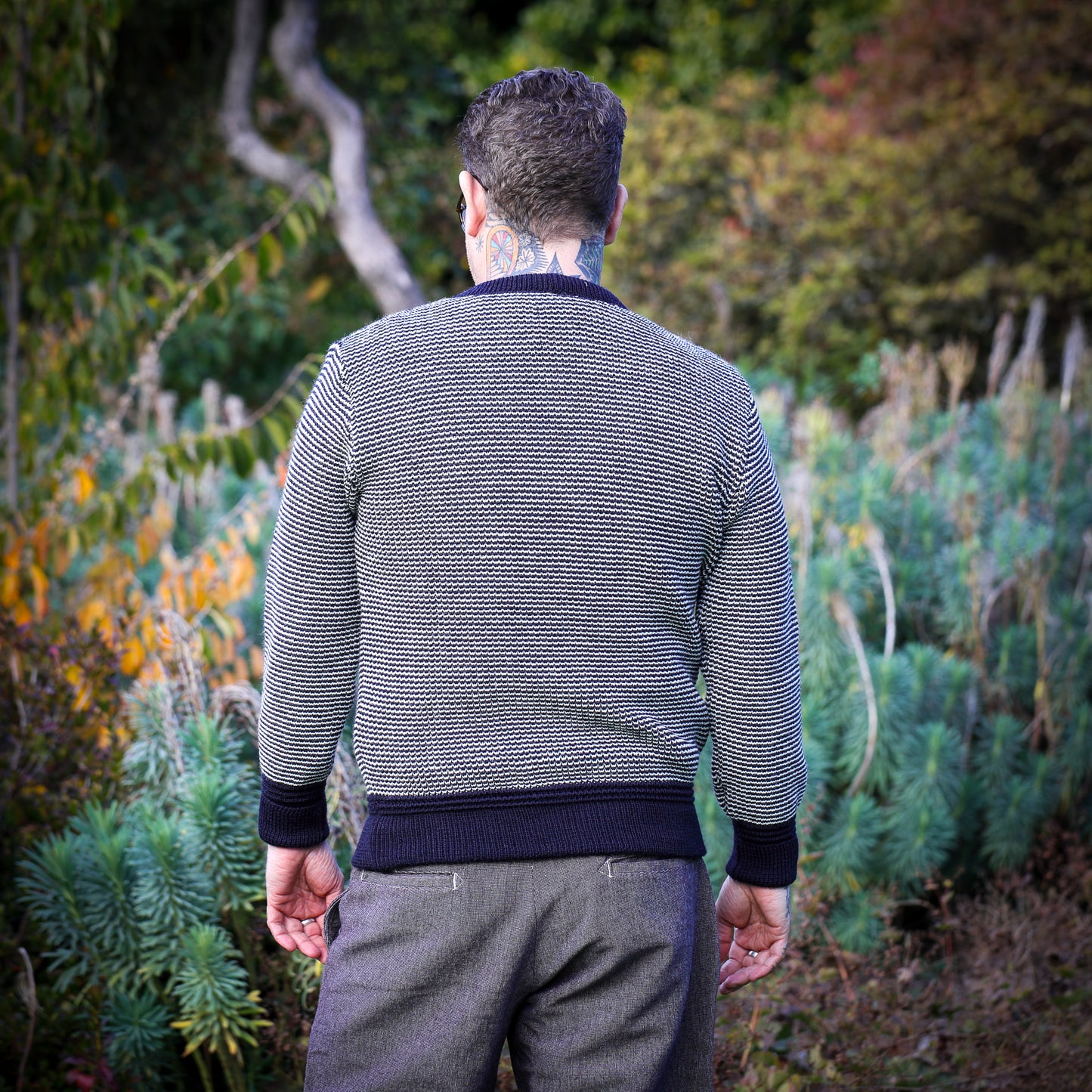 Signal Crew Neck - Ink/Seashell Fine Stripe