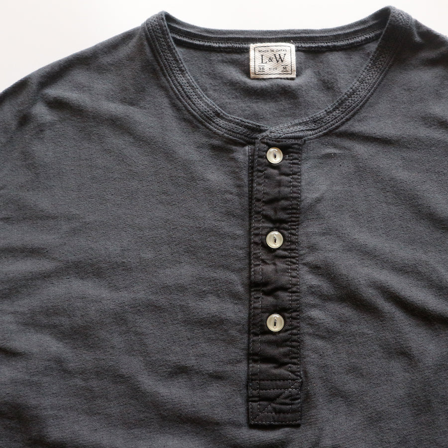 Loopwheeled Henley - Antique Black