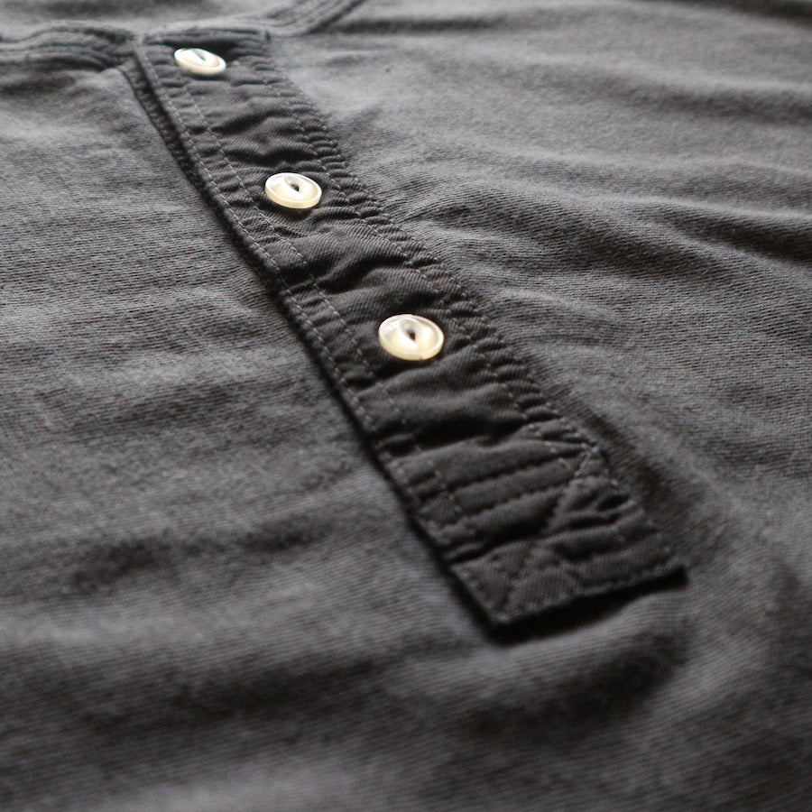 Loopwheeled Henley - Antique Black