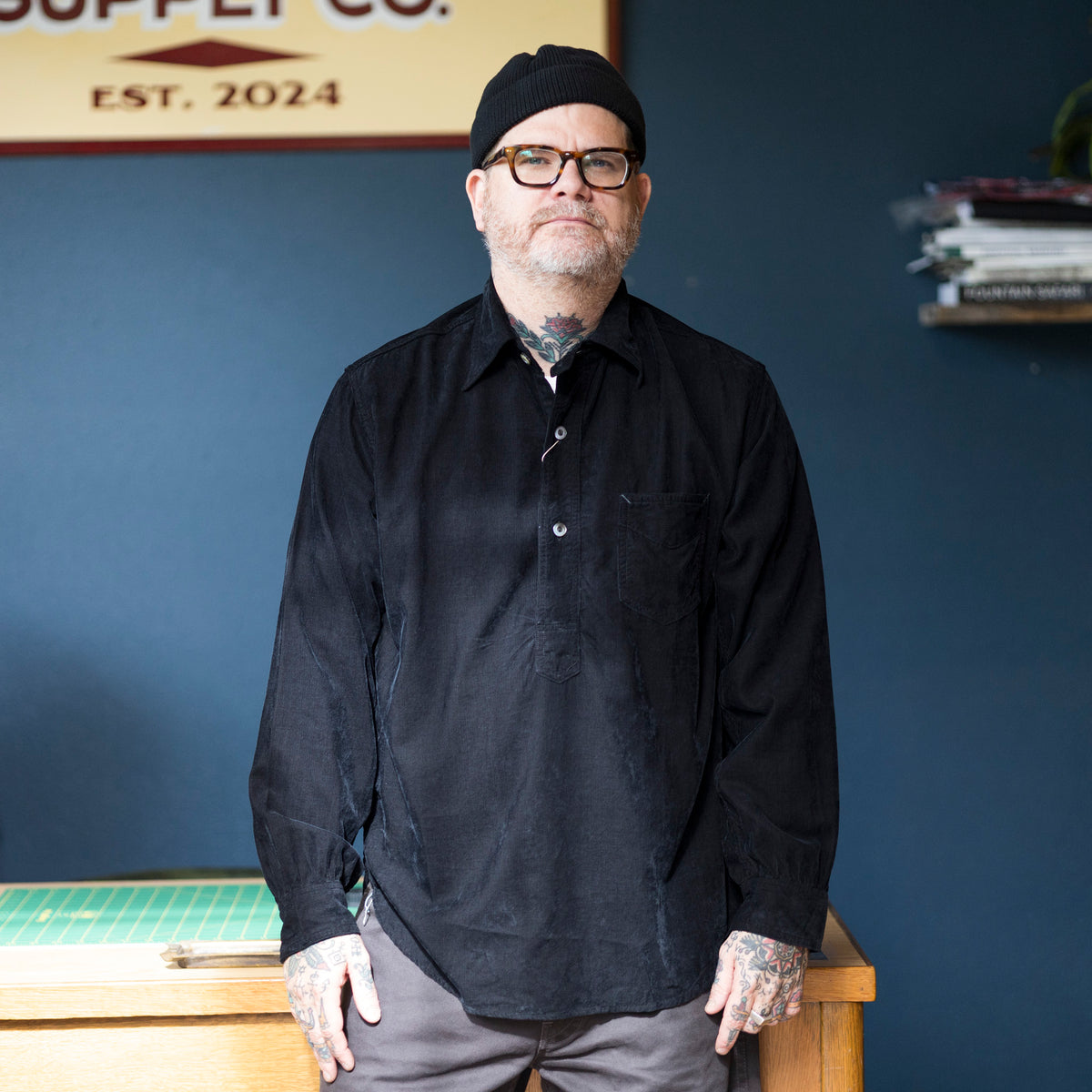 POST Frontier Rayon Popover - Black